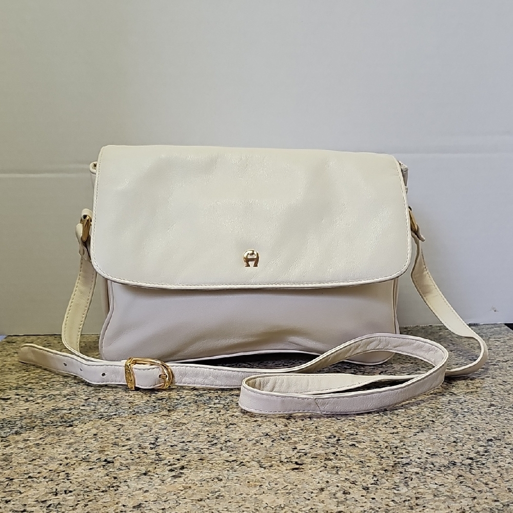 Etienne Aigner Cream Leather Shoulder Crossbody Bag